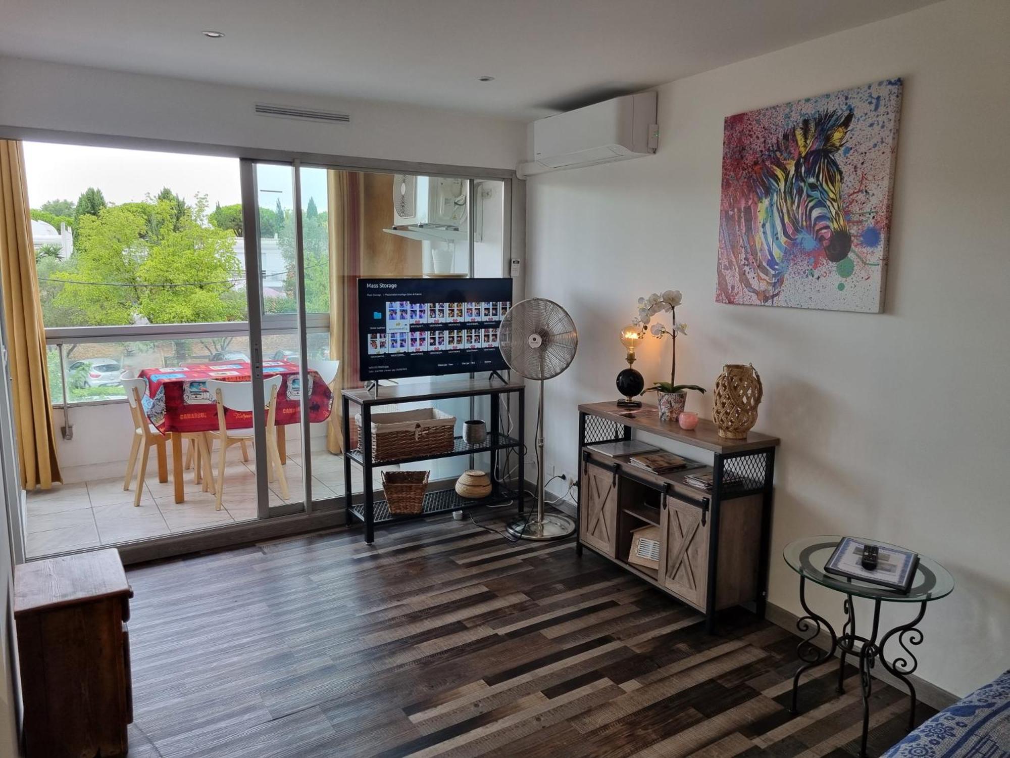 Superbe T2 Tout Confort 3 Etoiles, Entierement Renove Avec Piscine, Parking, Clim, Wifi, Netflix ラ・グランド・モット エクステリア 写真